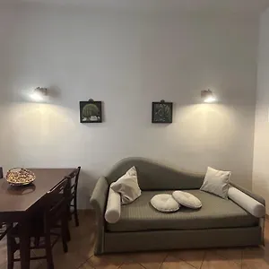 Appartamento Vicolo 35, Trapani